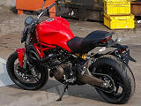 2015 - Un Ducati 821 Monster en approche.