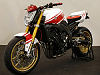Style et sport avec la Yamaha 1000 FZ1 Abarth Assetto Corse.