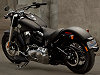 Harley-Davidson présente le nouveau 1690 Softail Slim.