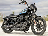 Harley-Davidson présente le Sportster 1200 Iron.