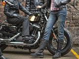 Harley-Davidson présente le jean pour motard le plus sûr au monde.