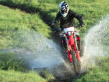 Honda présente une nouvelle CRF 450 L pour 2019.