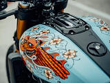 Indian habille ses FTR 1200 avec les coques Artist Series.