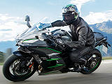 Kawasaki remet la route sous pression avec la H2 SX SE +.