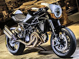 Présentation d'émotions avec la Moto-Morini 1200 Corsaro Ti22.