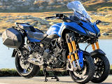 Yamaha décline le 900 Niken en version GT.