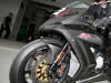 La Kawasaki ZX-10 R racing 2011 se montre enfin.
