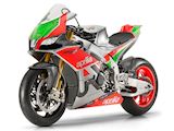 Compétition clé en main avec l'Aprilia 1000 RSV4 R-FW.
