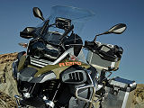 BMW présente la R1200 GS ADVENTURE 2014.
