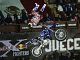 Clinton Moore remporte la première manche des X-Fighters 2015.