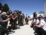 Dakar 2015 - Verif' techniques et bain de foule à la veille du départ.