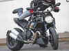 La Ducati Mega Monster 2011 surprise dans la rue.