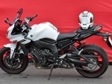 Essai piste de la Yamaha FZ1 Fazer 2013
