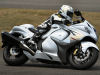 La Suzuki 1300 Hayabusa améliore son freinage pour 2013.