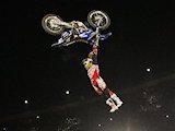 Les Red Bull X-Fighters arrivent en Grèce.
