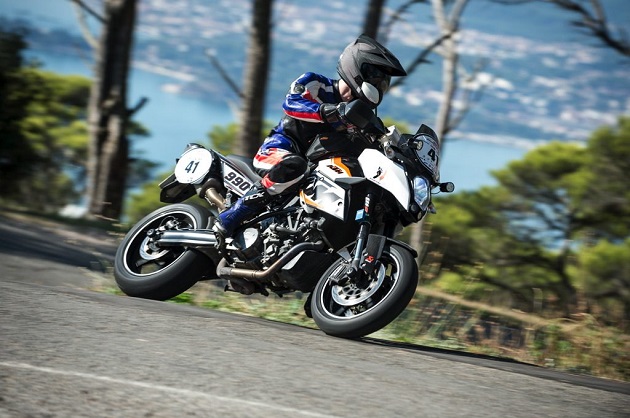 Moto Tour 2016 / Etape 1 - Carton plein pour Richier.