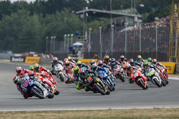 MotoGP - Lorenzo fait cavalier seul à Brno. Nouveaux podiums pour Márquez et Rossi.