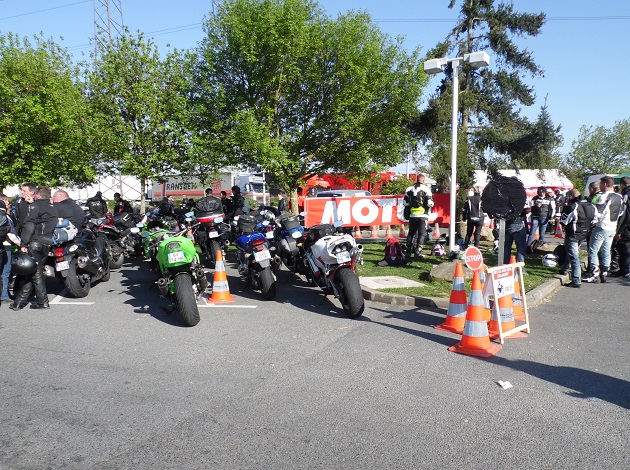 Relais Motards Calmos et autoroutes gratuites sur la route du Bol d'Or.