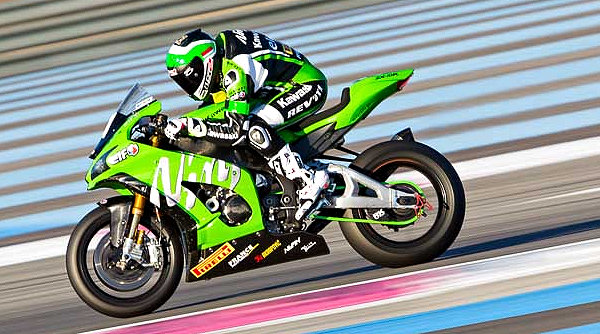 Kawasaki et L'Equipe s'associent pour un concours avec une moto à gagner.