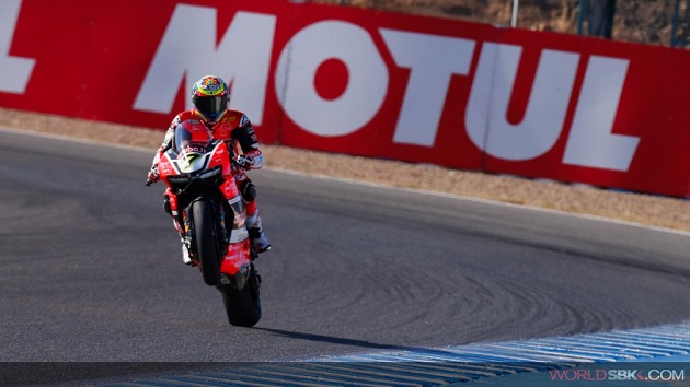 WSBK / Jerez Course 2 - Davies fait le doublé et repousse le sacre de Rea.