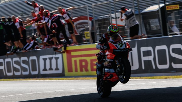 WSBK / Jerez Course 1 - Davies s'impose. Kawasaki remporte le titre constructeur.