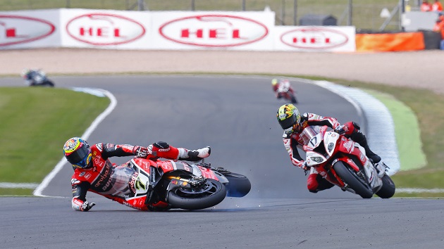 WSBK / Donington Course 1 - Une de plus pour Sykes !