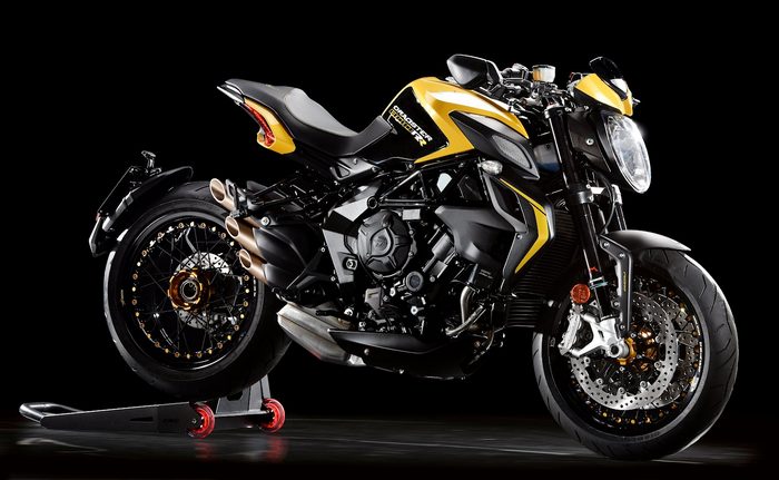 MV-Agusta rappelle ses Brutale 800 Dragster RR 2017.
