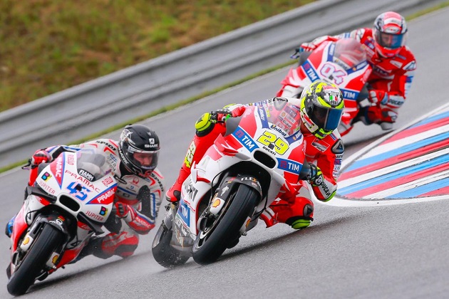 MotoGP - Cal Crutchlow remporte son premier Grand Prix à Brno ! Baz 4ème.