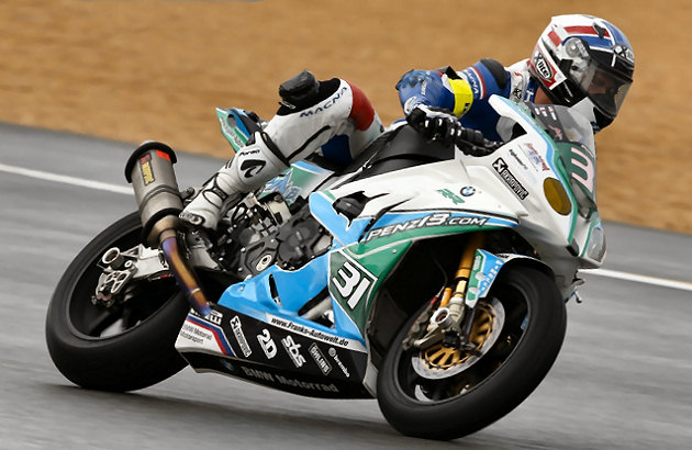 Penz13 devant les favoris aux essais du Mans.