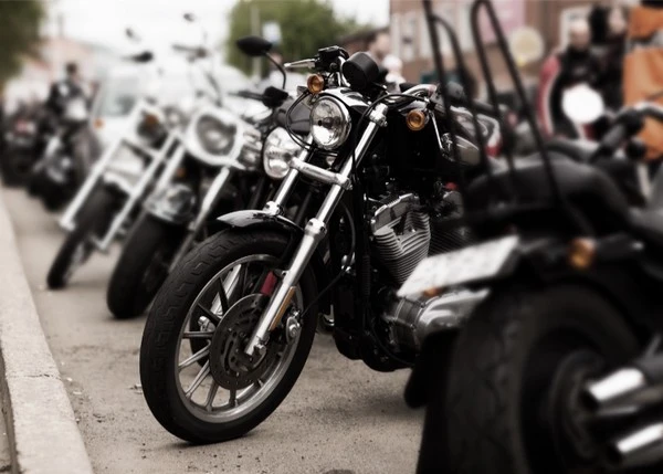 Un rassemblement de moto custom