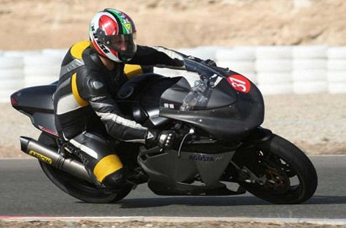 mv-agusta-675-2011 mv-agusta-675-2011