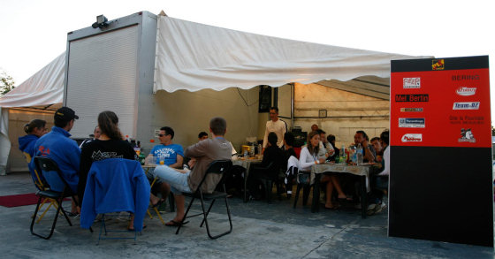 PLV-racing-2011-bivouac