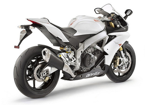 2011-aprilia-rsv4-r-APRC