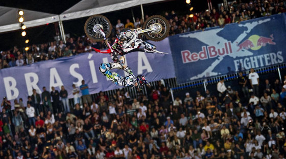 Red-Bull-X-fighters-2011-Bresil-1