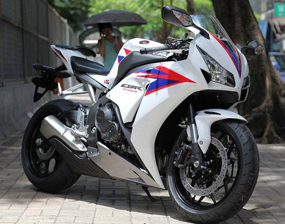 honda-CBR-1000-RR-2012-1 honda-CBR-1000-RR-2012-1
