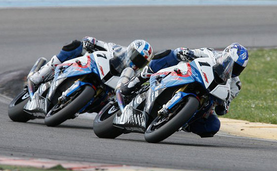 BMW-superbike-france-ledenon-2-2011-1