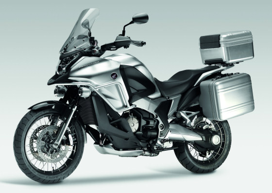 Honda-V4-crosstourer-concept