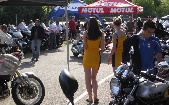 2eme-moto-scooter-party-lyon-2 2eme-moto-scooter-party-lyon-2