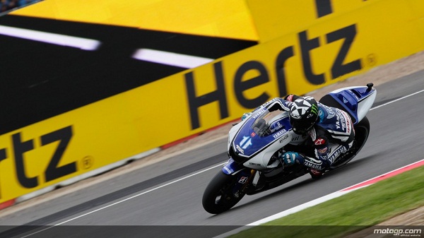 spies_pole-silverstone