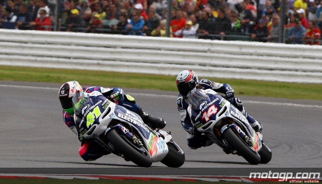 espargaro_depuniet_raceGB