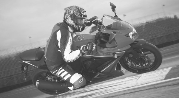 kawasaki-rappel-ninja-250-R