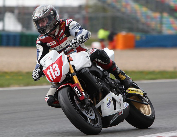 yamaha-FZ1-team-113-24-hrs-mans-2012 yamaha-FZ1-team-113-24-hrs-mans-2012