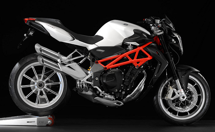 mv-agusta-2013-Brutale-1090