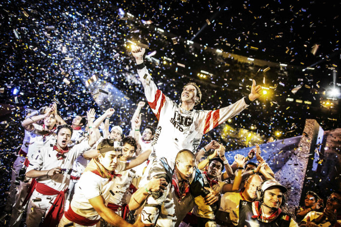 red-bull-x-fighters-2013-mexico-tom-pages-victoire