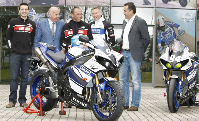 gagnant-R1-GMT-94-replica-2013