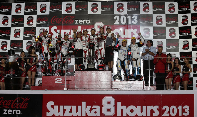 8-hrs-suzuka-2013-podium 8-hrs-suzuka-2013-podium