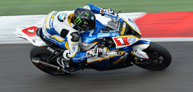 WSBK-donington-2013-barrier-qualifs WSBK-donington-2013-barrier-qualifs