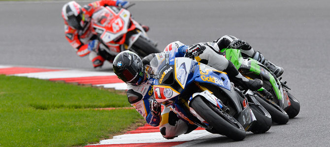 WSBK-silverstone-2013-course-Barrier WSBK-silverstone-2013-course-Barrier