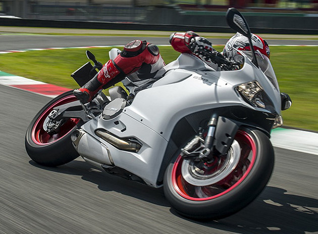 ducati-899-panigale-2014-1