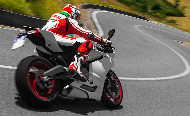 ducati-899-panigale-2014-4